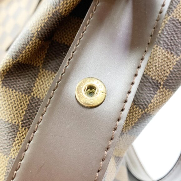 Louis Vuitton Chelsea leather handbag - Picture 7 of 7